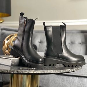 BRAND NEW w/box Chelsea Boots.
